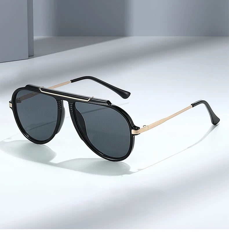 Oversized Pilot Sunglasses – Vintage Gradient UV400 Shades, Fashion Eyewear for Women & Men